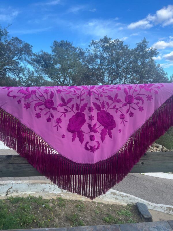 MODELO AZAHAR TONO FUSCIA -BUGANVILLA