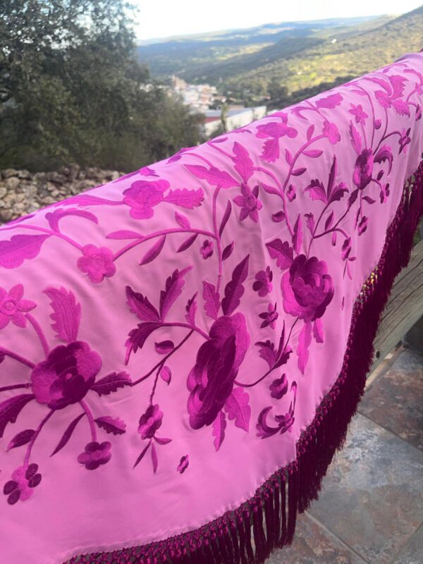 MODELO AZAHAR TONO FUSCIA -BUGANVILLA